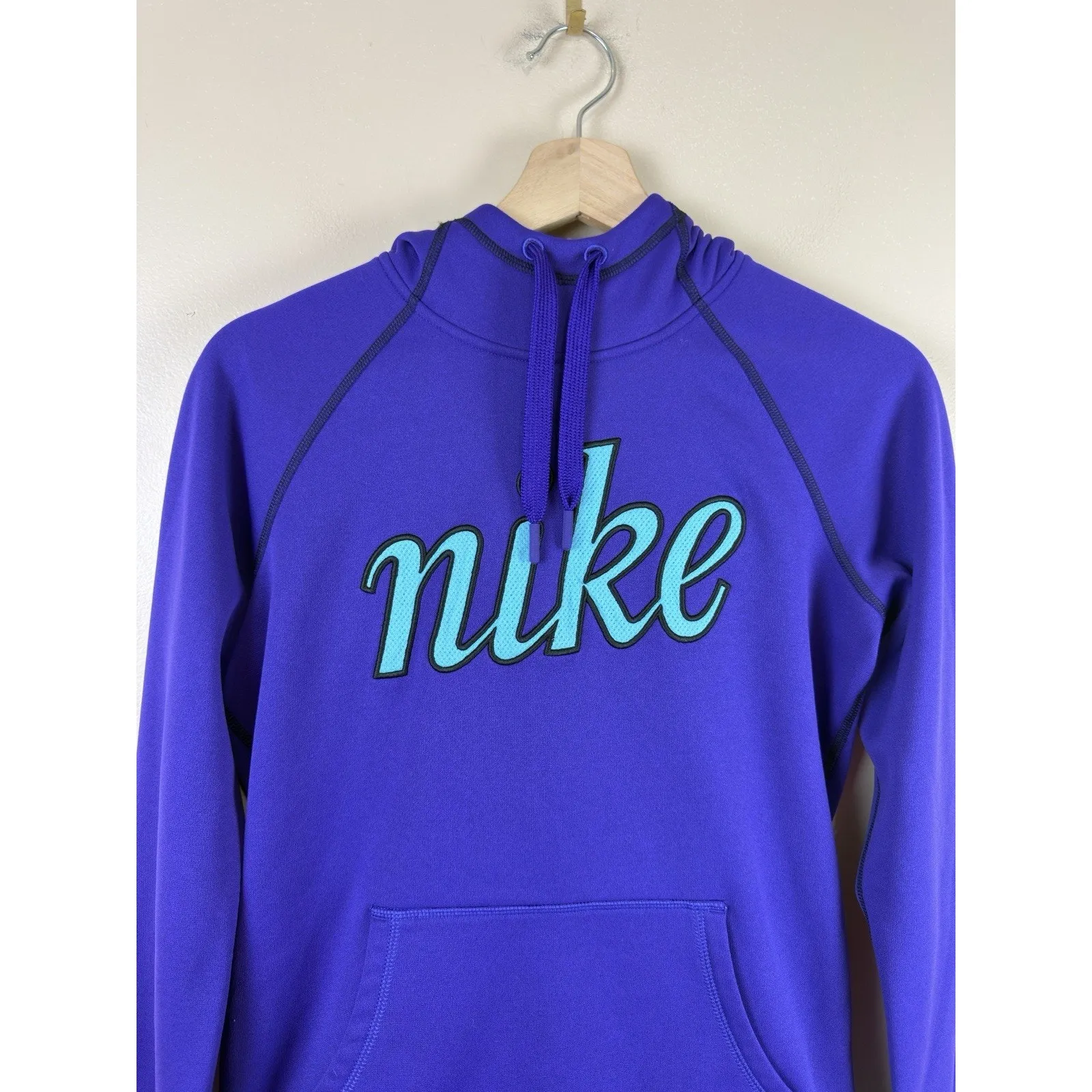 Nike Therma-Fit Purple & Turquoise Logo Pullover Hoodie Size S retro colorful - Image 2