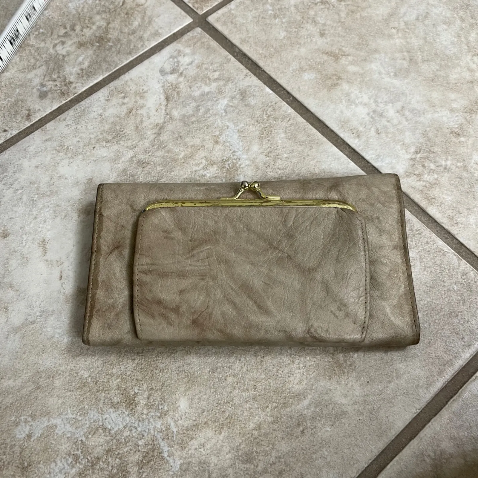 Buxton Vintage Leather Clutch Wallet Organizer Beige Coin Purse Snap Closure Tan - Image 2