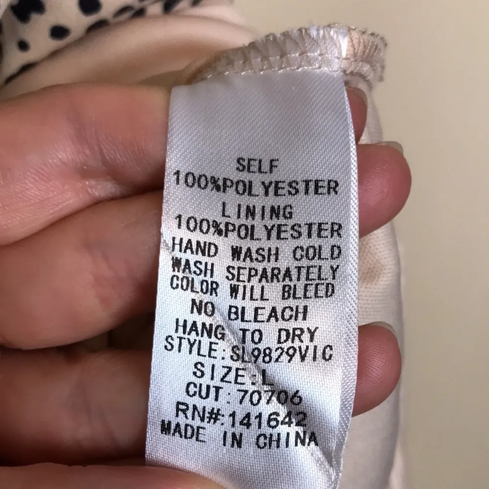 She + Sky Women’s Leopard Print Beige Black Ruched Open Back Short Sleeve Romper - Image 9