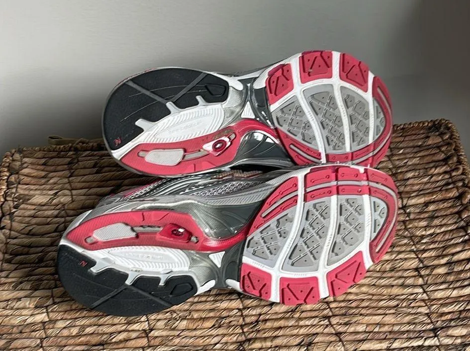 New Balance Women’s 1224 Running Shoe - Image 7