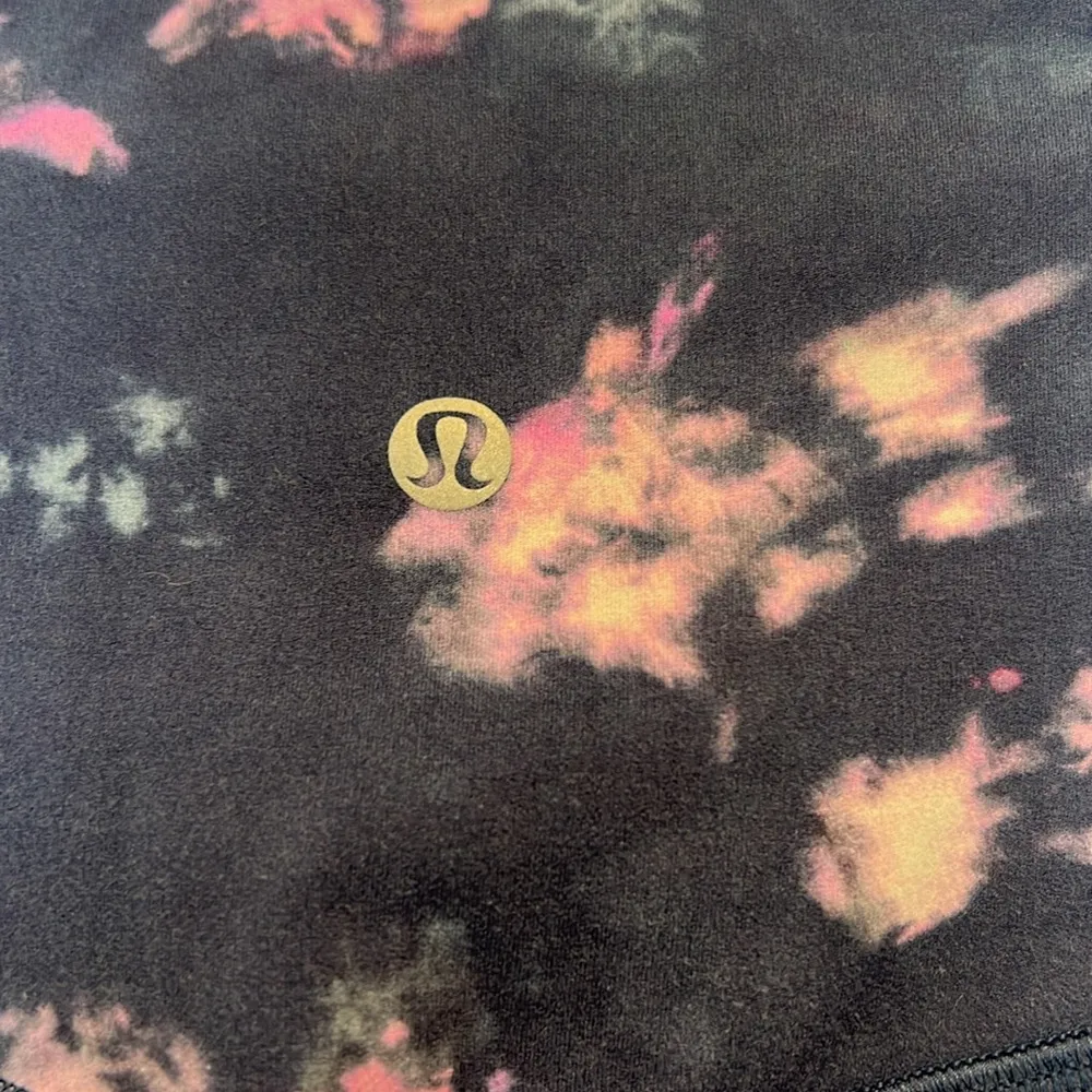 Lululemon Align hi-rise Tie-Dye Leggings - Pink and Blue size 6. - Image 11