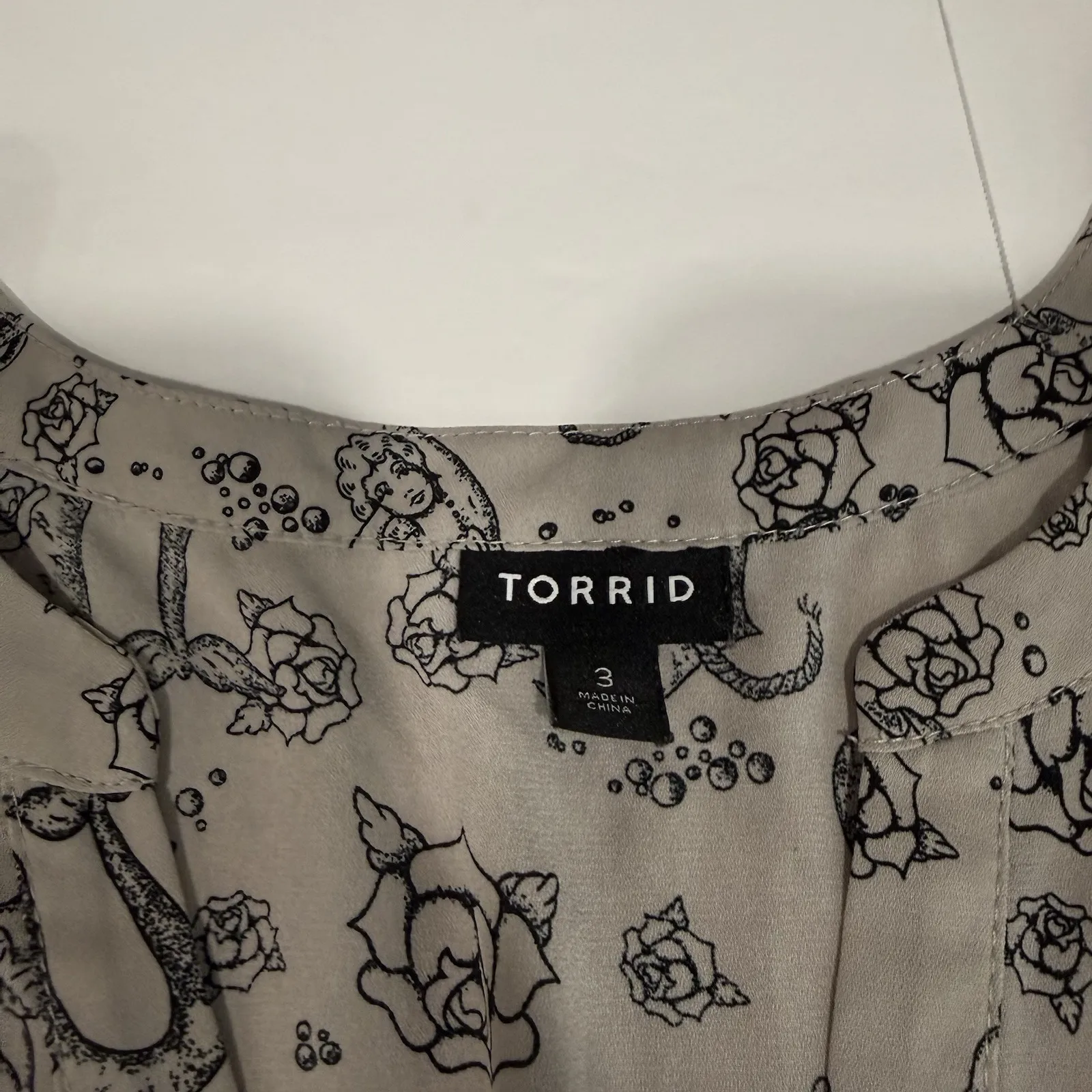 Torrid Harper Gray Mermaid Georgette Hi Low Short Sleeve Tunic Shirt Size 3X - Image 10