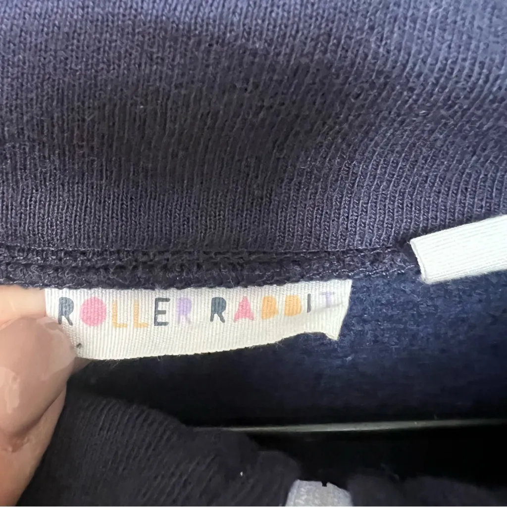 Roller Rabbit Navy Blue Cropped 1/2 Zip Sweatshirt Size M/L Half Zip Pullover - Image 2