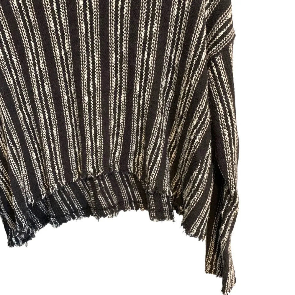 Storia Anthropologie top / textured beach crop long sleeve sweater - Image 7