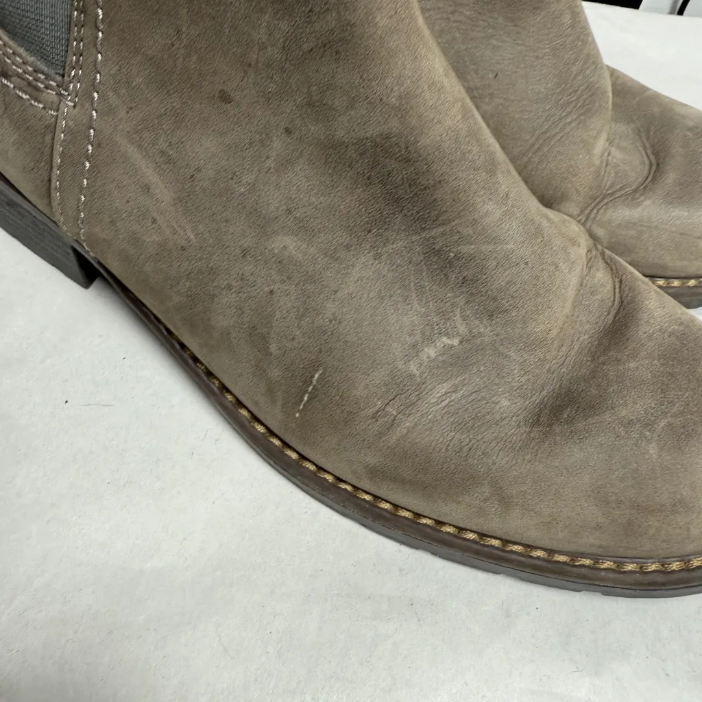 Clarks Buckle Strap Greige Leather Ankle Boots Sz 10 - Image 2