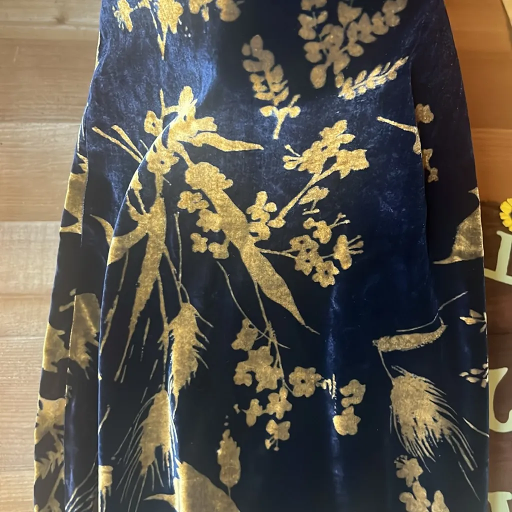 Dana Buchman Luxe Silk Velvet Blue Gold Midi Pencil Floral Skirt Zip Lined - Image 2