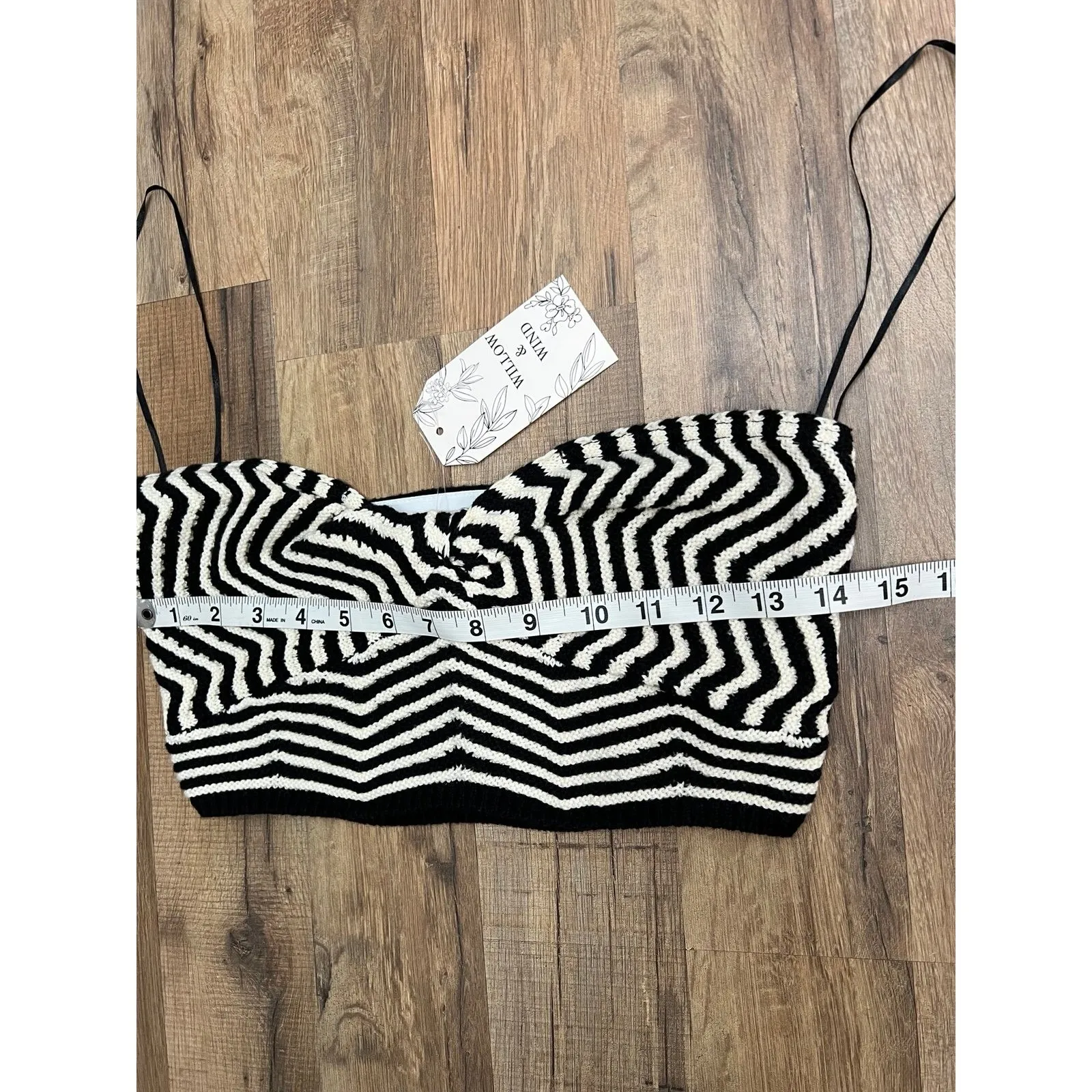 NWT Willow & Wind Knit‎ Crop Top S Black White Zigzag Strapless Tube Sweater Sz Size 4 - Image 7