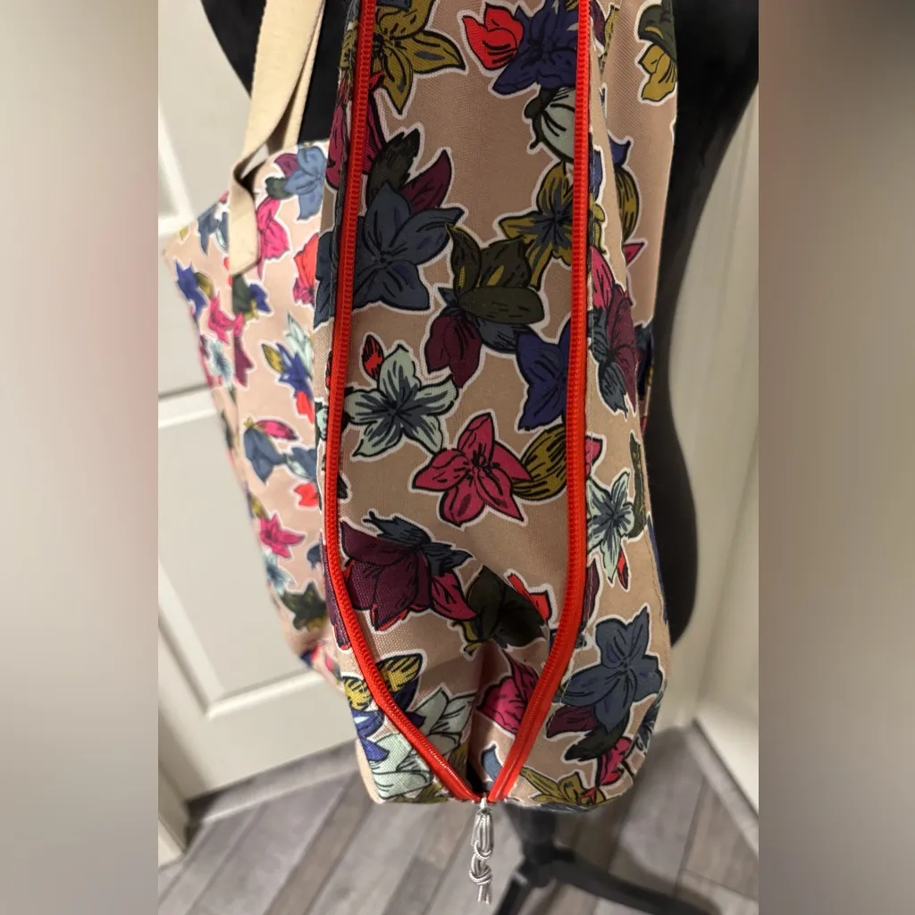 Vera Bradley Lighten Up Expandable Tote In Falling Flowers Neutral Pattern - Image 3