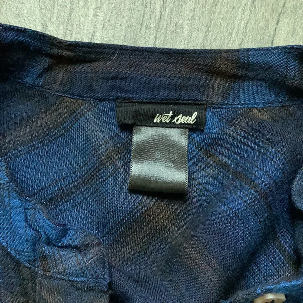 Wet Seal flannel half button front top - Image 3
