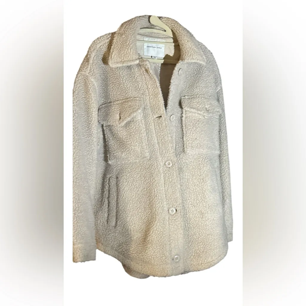 American Eagle  Ladies cream Sherpa Truckers Teddy bear jacket Sz M - Image 6