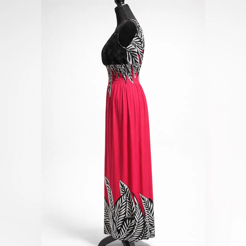 Red Black White Leaf Print Maxi Dress Women’s Large Smocked Waist - Image 3