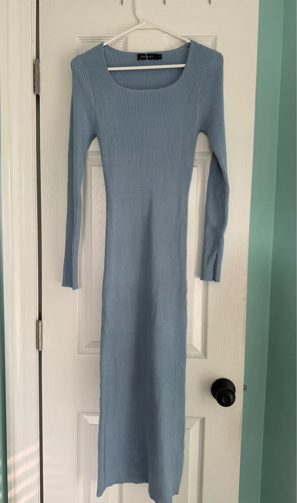 small blue ribbed maxi dress  - Image 2