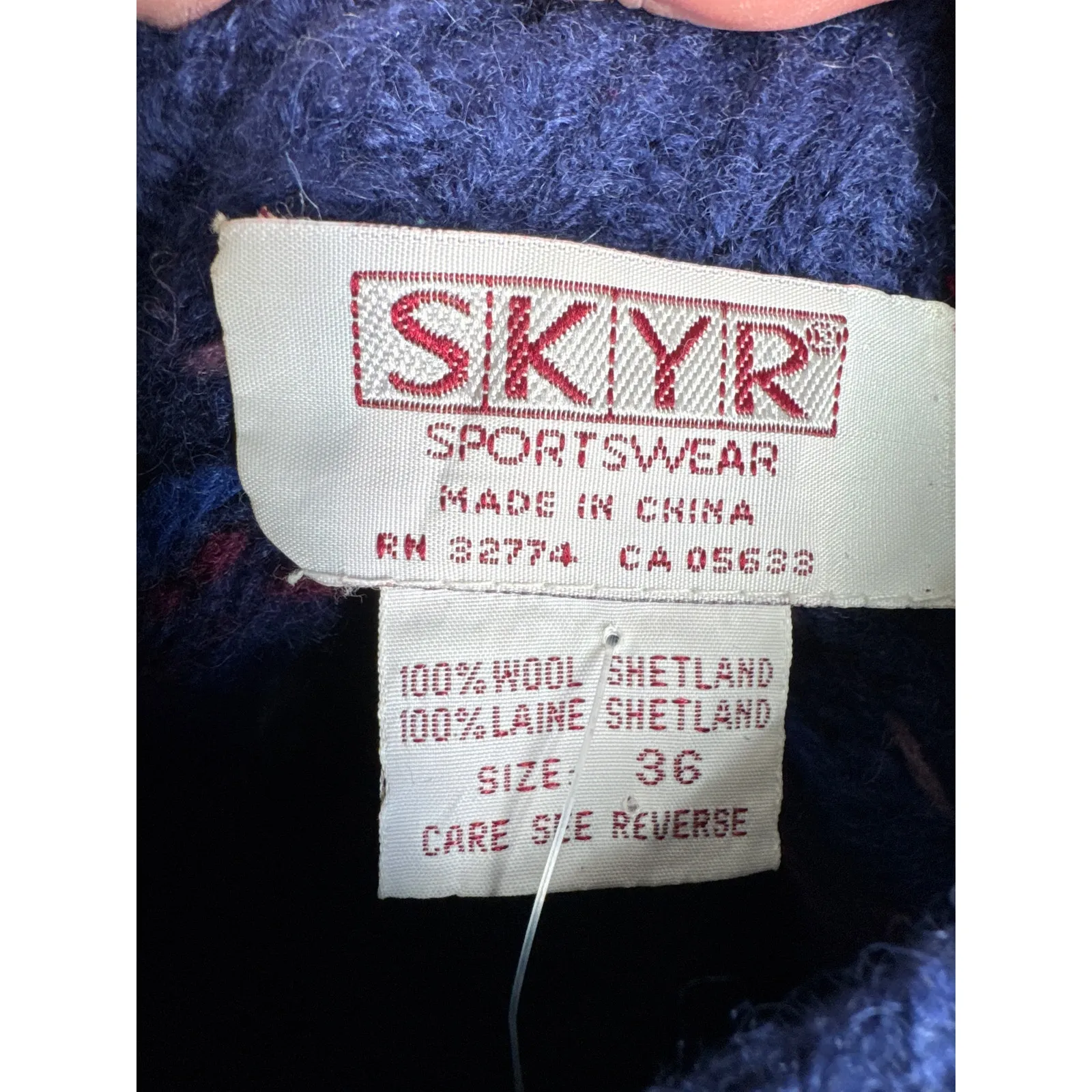 Vintage SKYR Shetland Wool Fair Isle Sweater Blue Purple Nordic Small to medium - Image 12