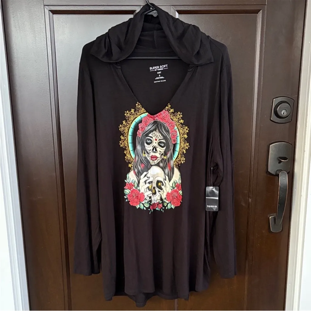 NWT Torrid Super Soft Dia De Los Muertos Graphic Hoodie Top Black Size 3X - Image 5
