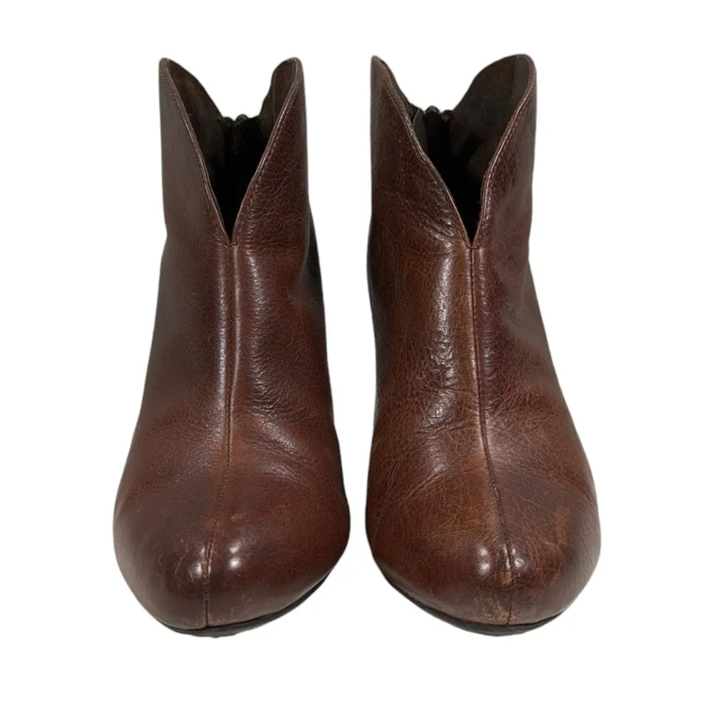 Born Crown Distressed Ankle Booties GUC Size 6 M/W S2957 Brown - Image 4