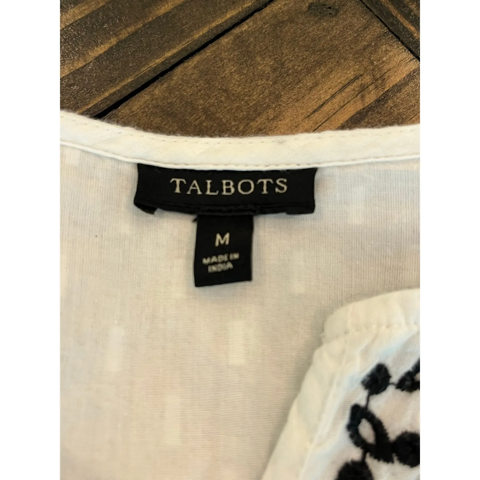 Talbots Embroidered Peasant Boho Cottage Top Women M Minimalist Neutral Aztec - Image 2