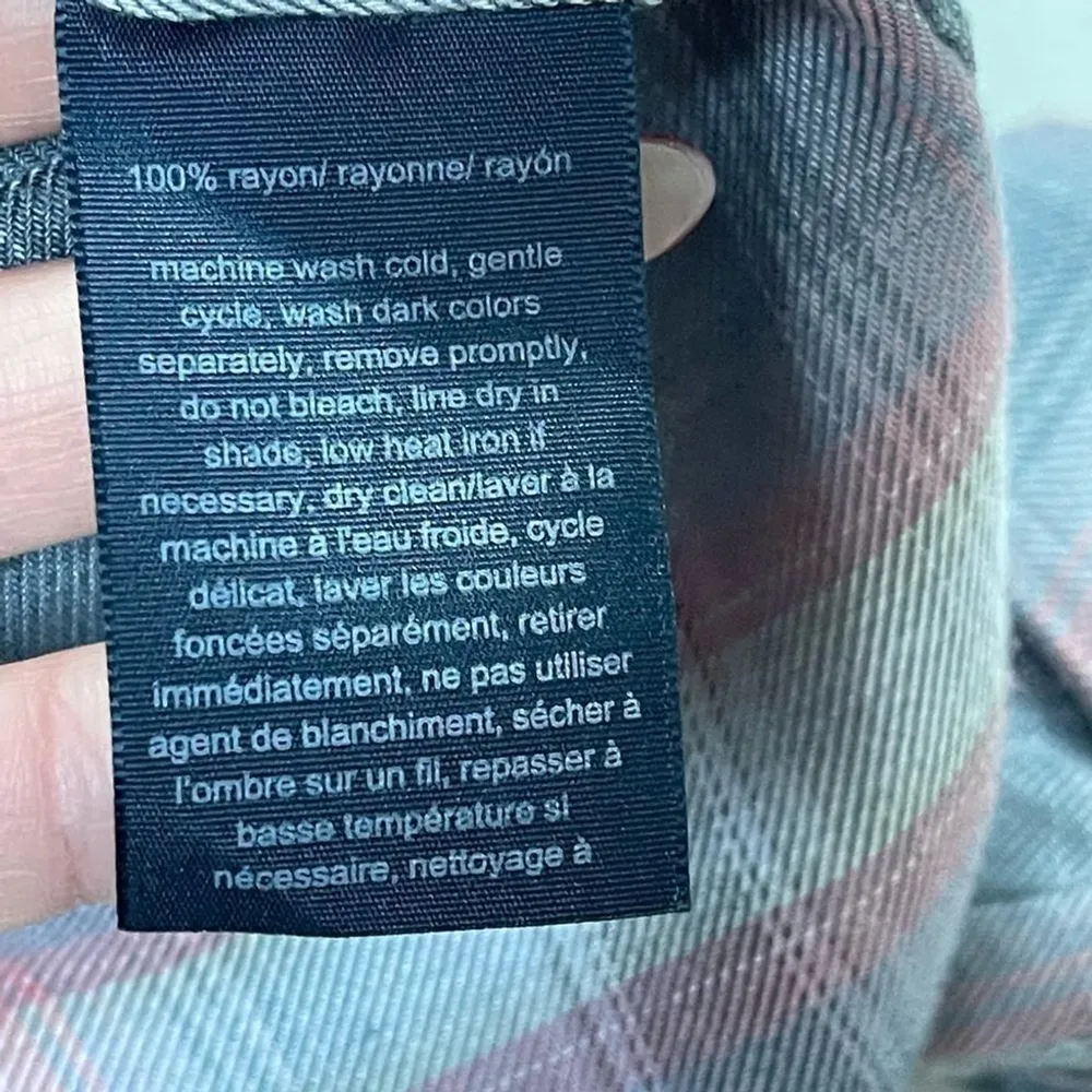 TOMMY Hilfiger women button down shirt top blouse plaid Sz M - Image 12