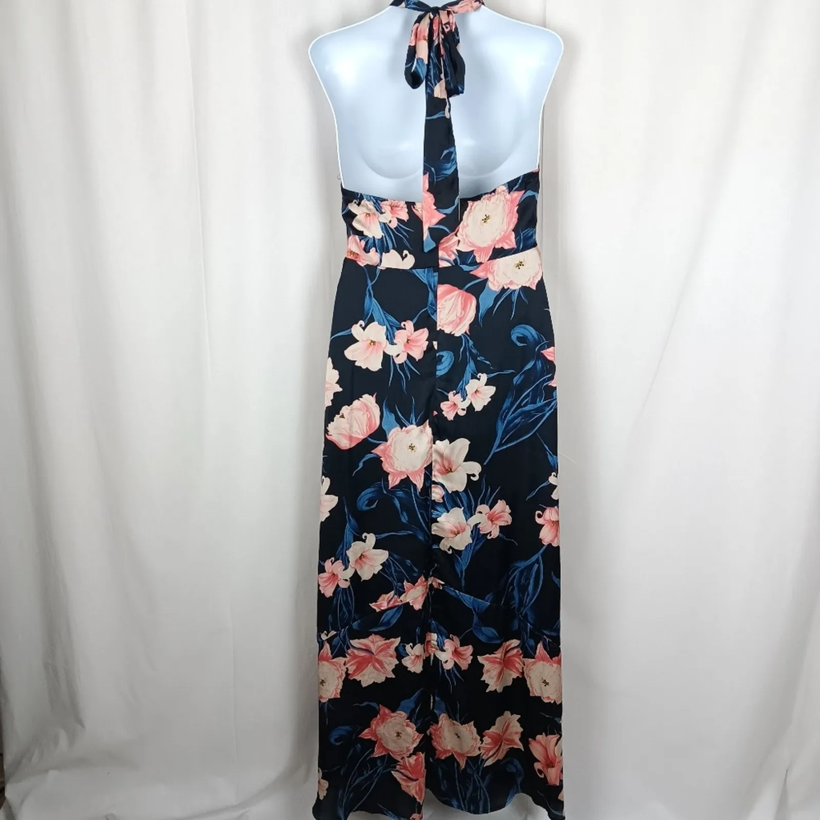 Lulu's Blooming Garden Black Floral Print Halter Maxi Dress Size XL NWOT - Image 4