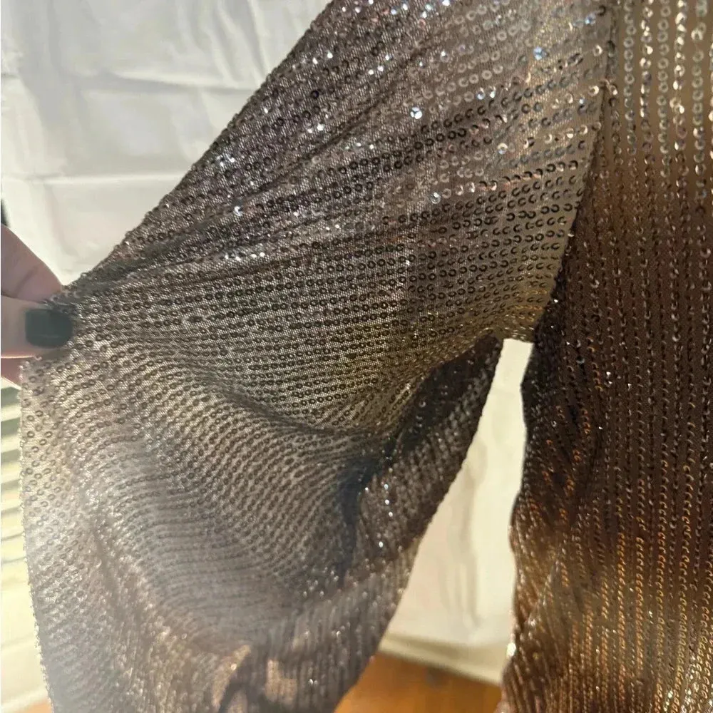 NWT Vine & Love Shimmering Brown Women's Top - Image 2