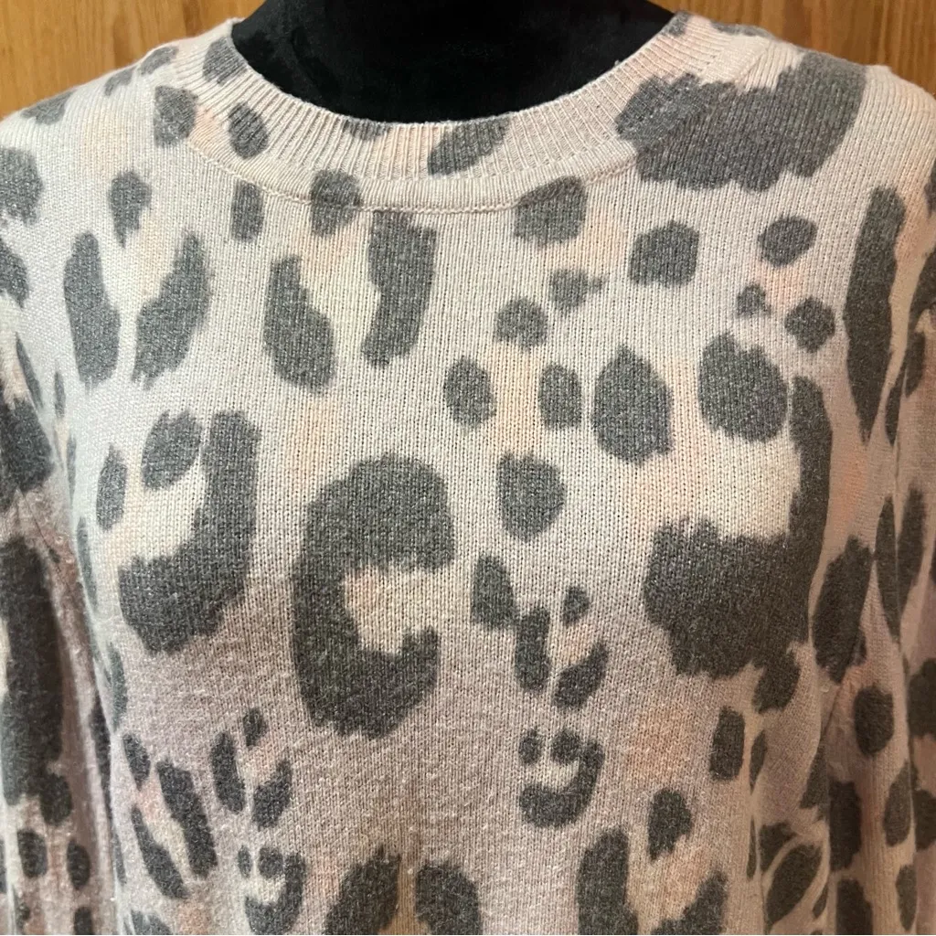 Le Superbe Leopard Print Pullover Cashmere Wool‎ Sweater Pink Gray Size Small - Image 2