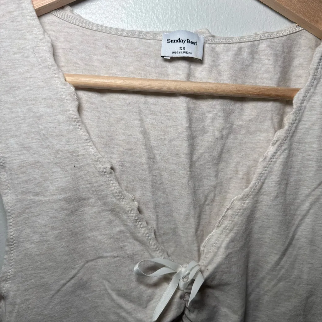 Aritzia Sunday best Lightweight Tank Top Sz XS Women’s - Image 4