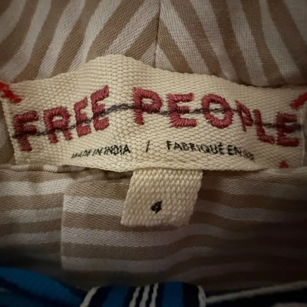 Free People Buckle Back Trousers in brown and white stripe. NWOT, size 4. - Image 6