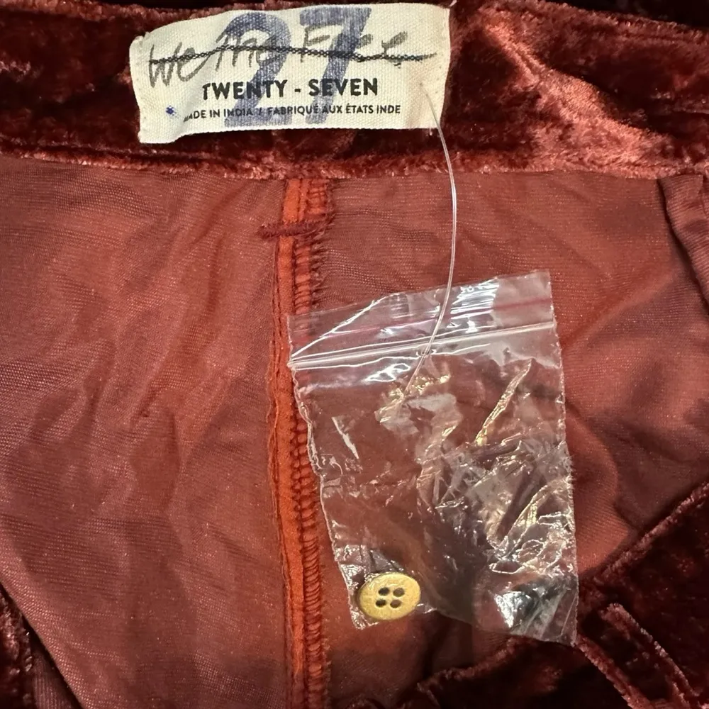 Free People 70s Lotus Crushed Velvet Pants Garnet 27 Bohemian Barrel Wide Leg - Image 10