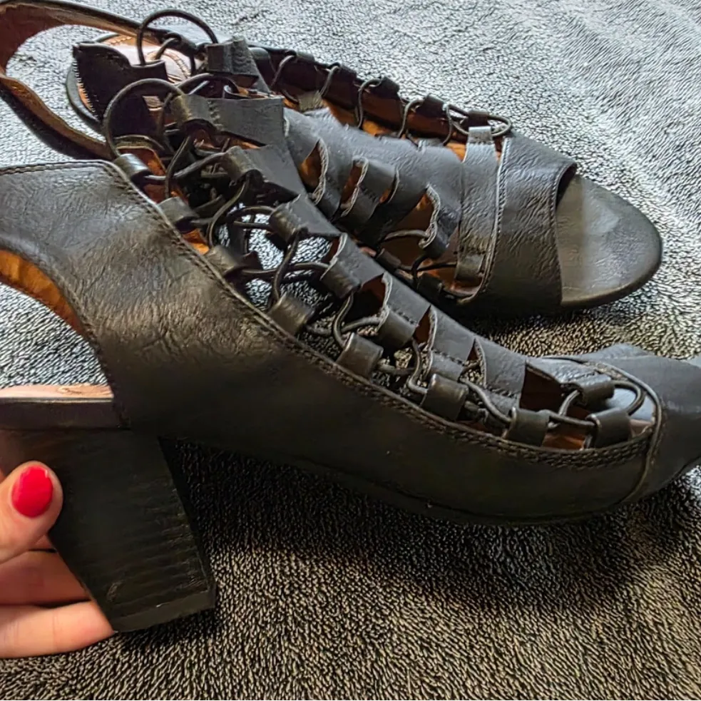 Madeline Black Strappy Sandals - Image 3