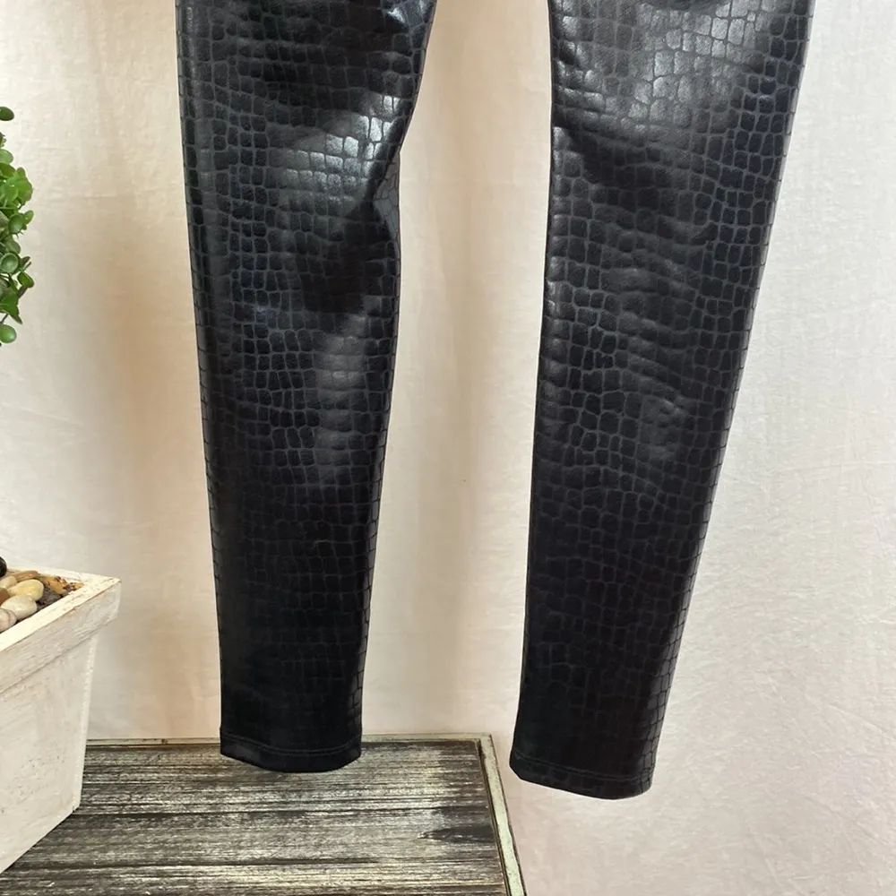 Express Black faux Leather Animal Print Leggings Pants NEW XXS - Image 4