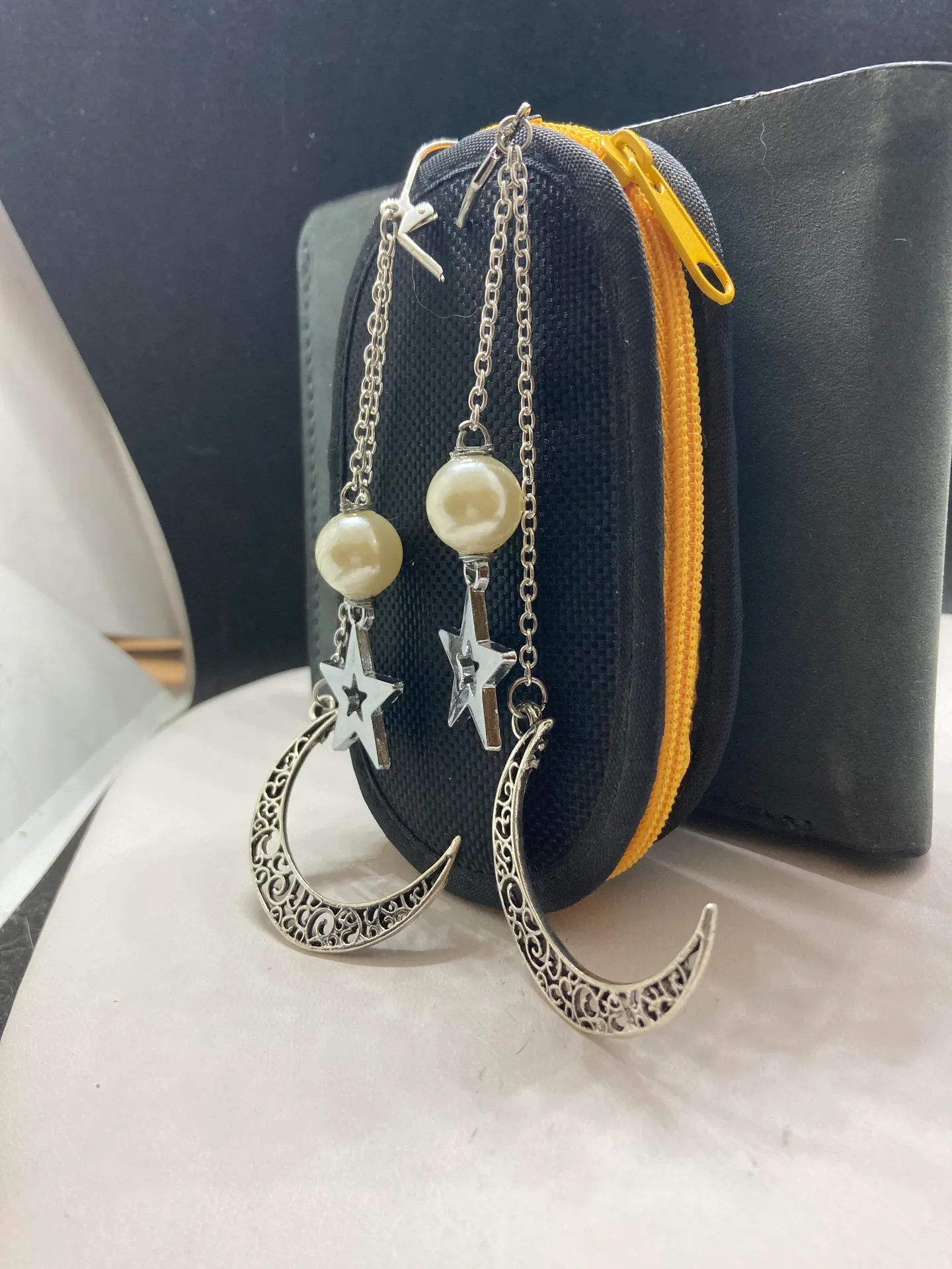Moon and star hoop earrings with pear bead - Image 3
