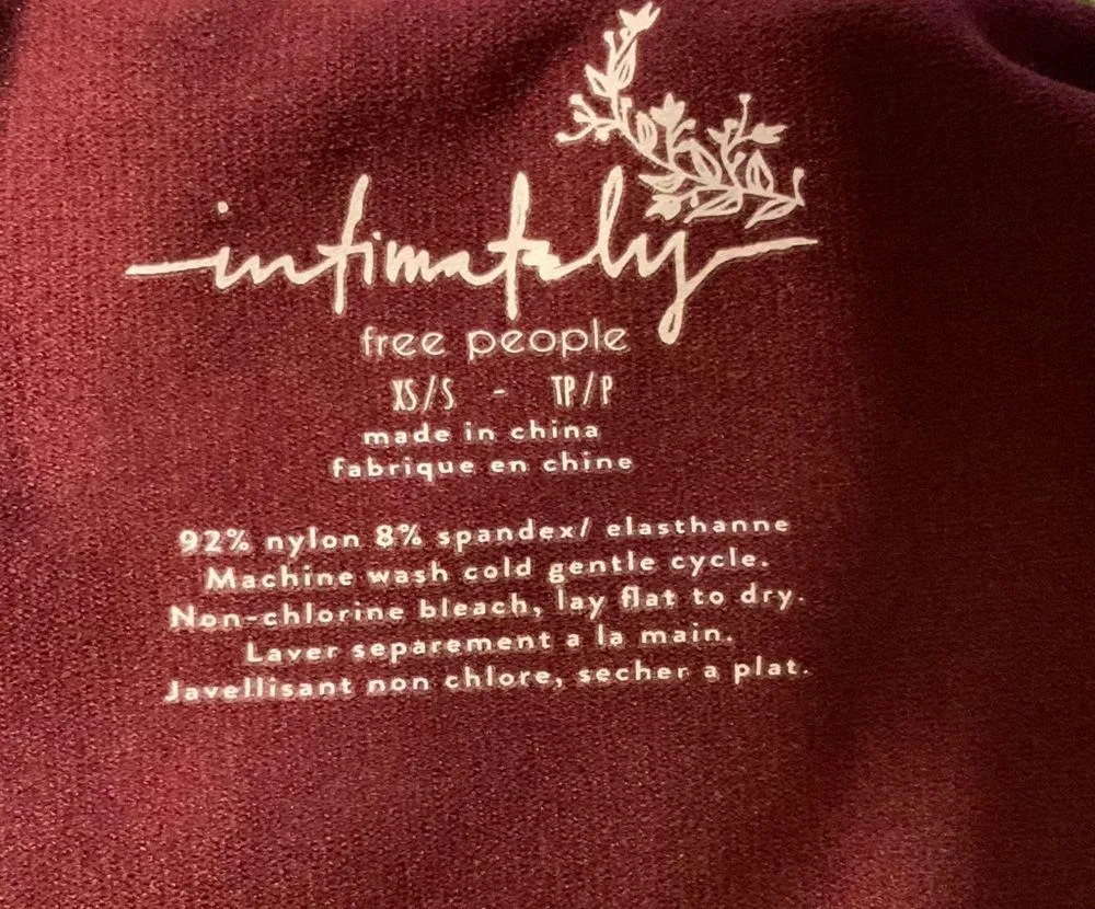 Free People. Long sleeve / High Neck - Image 4