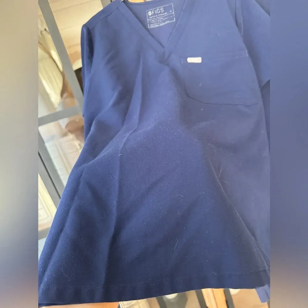 FIGS scrubs set navy Catarina One-Pocket Top Zamora Joggers Pants shorts sleeve - Image 7