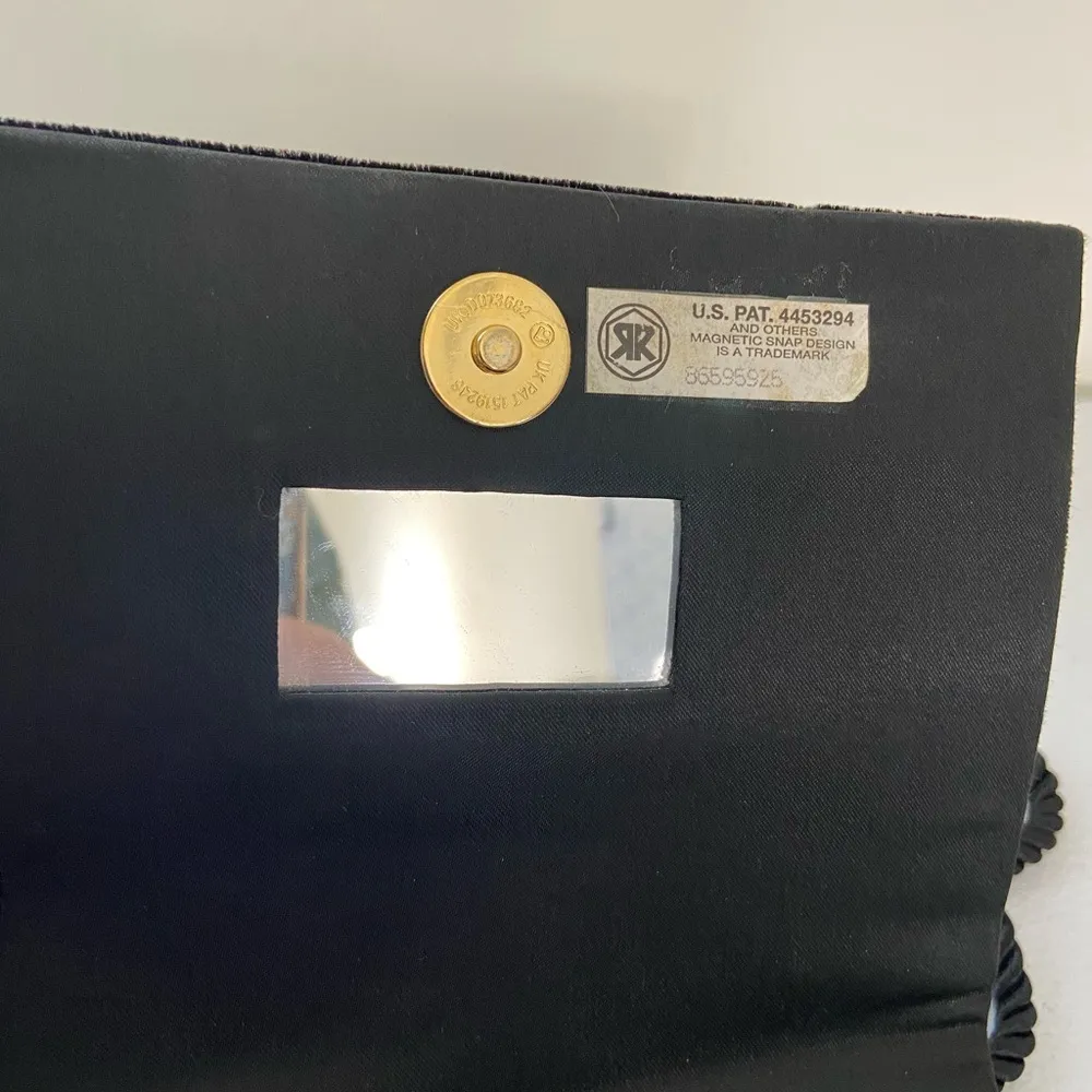 EUC Vintage Valerie Stevens women’s solid black soft velvet rope strap crossbody - Image 3