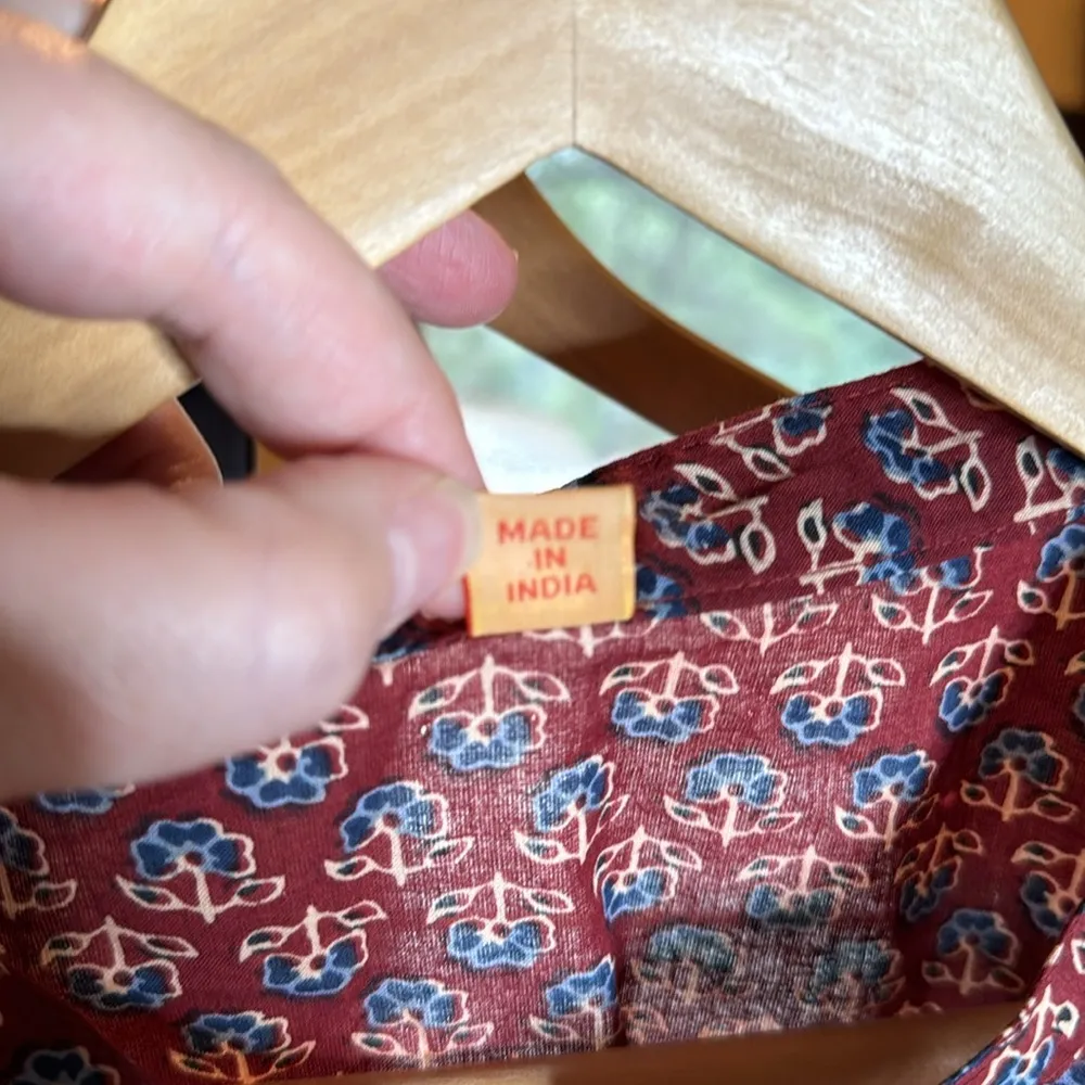 Floral Tunic Maroon Blue Tan Wooden Floral Buttons Size XXL Made in India Red - Image 7