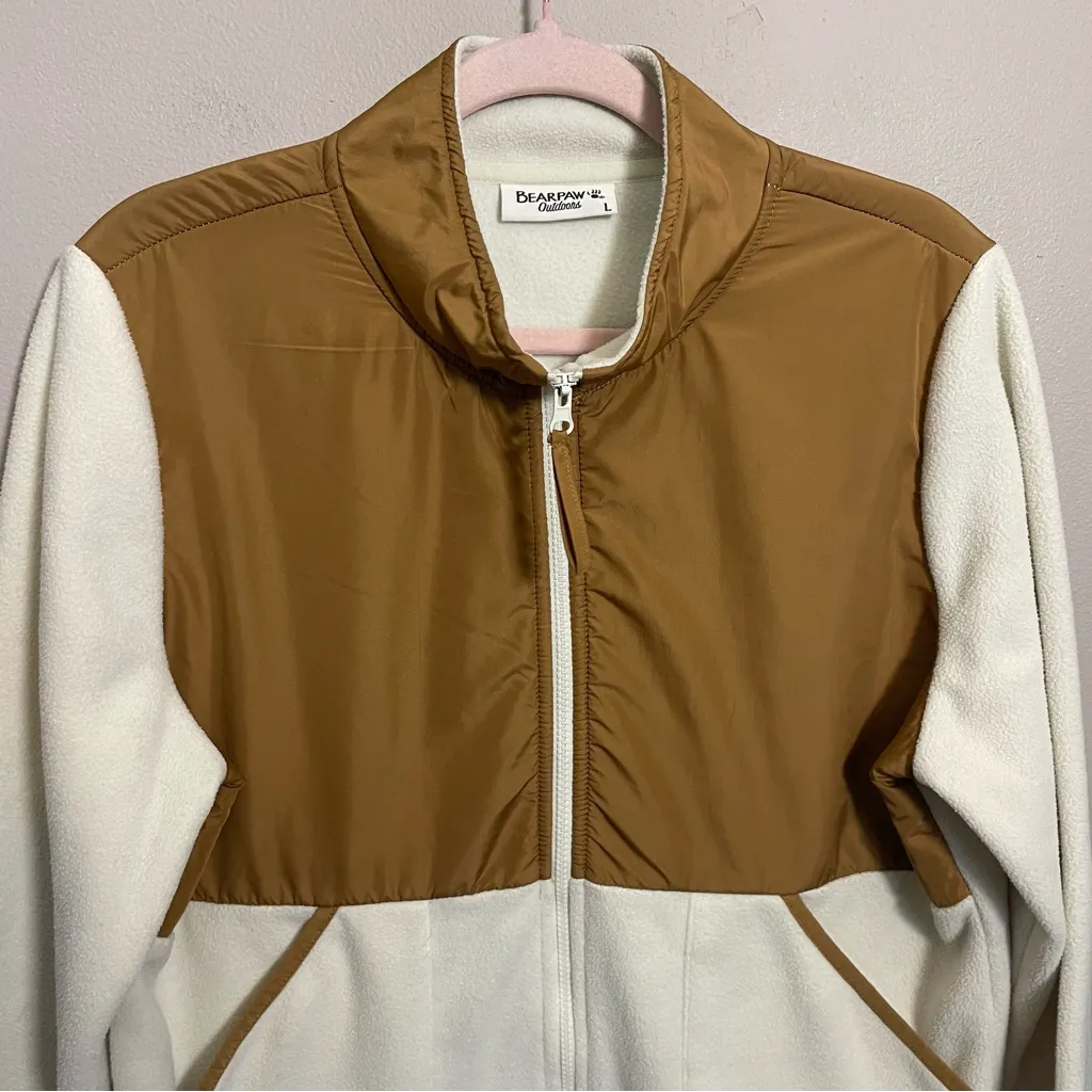 BearPaw Outdoors fleece zip jacket size large - Image 4