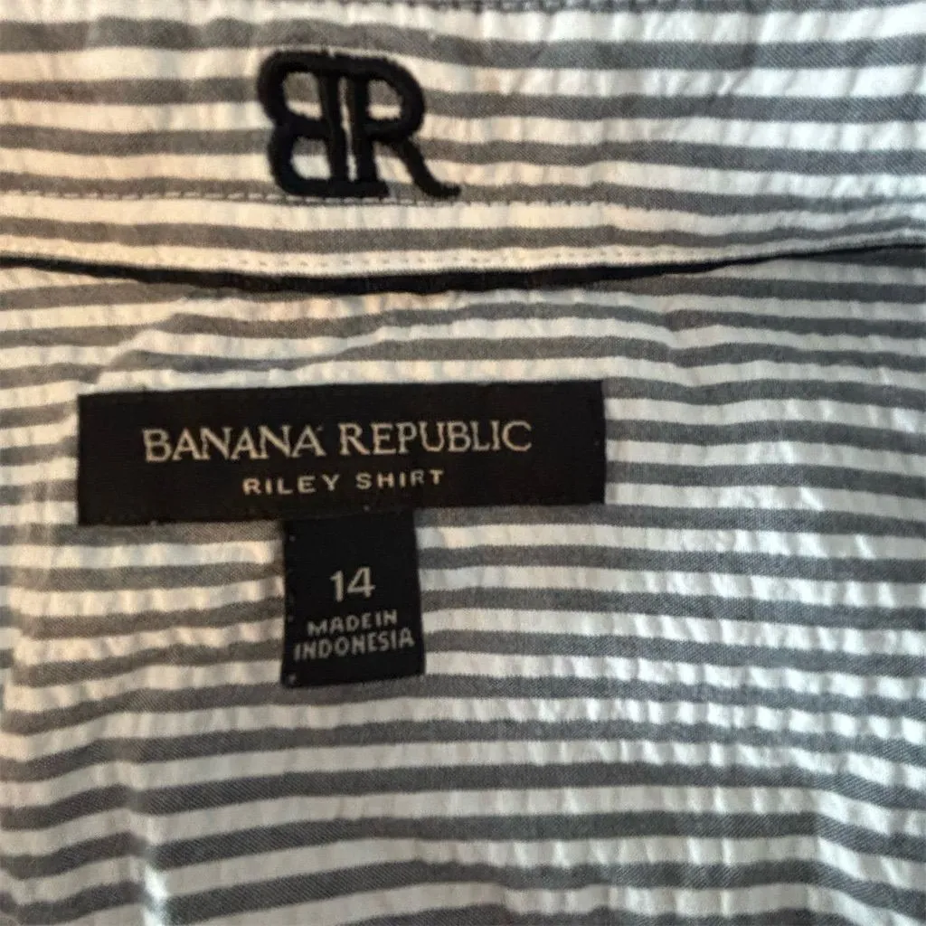 Banana‎ Republic Women's Striped Button-Up Shirt Size 14 Gray - Image 2