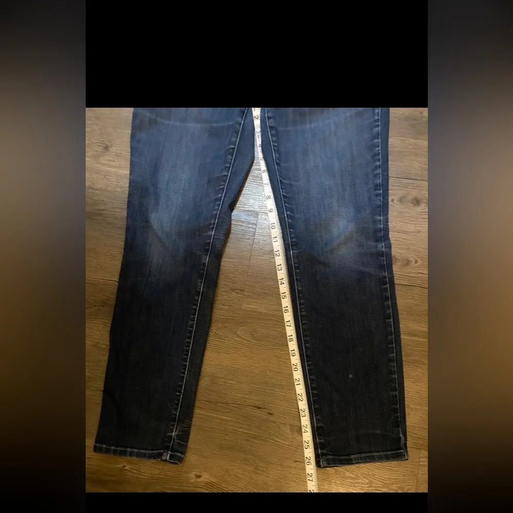 Eileen Fisher straight legged jean. Size 6 - Image 2