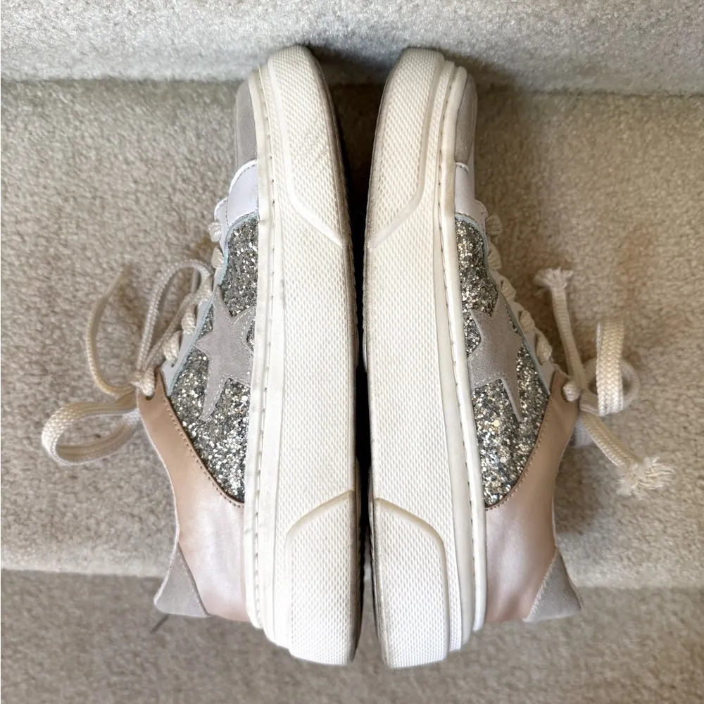 Pink Lily Silver Taupe Star Sneaker Shoe Glam Glitter Size 8 - Image 5