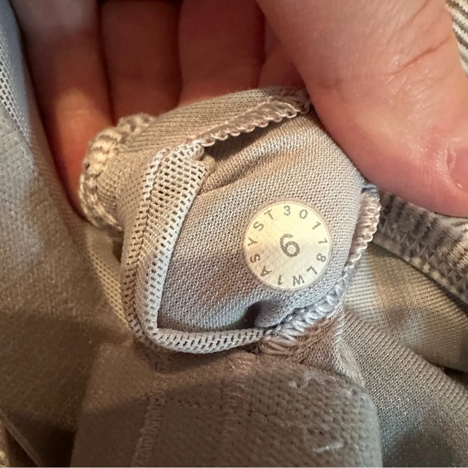 Lululemon Power Pose Tank Top in Wee Are‎ From Space Ice Grey Alpine White Sz 6 - Image 8