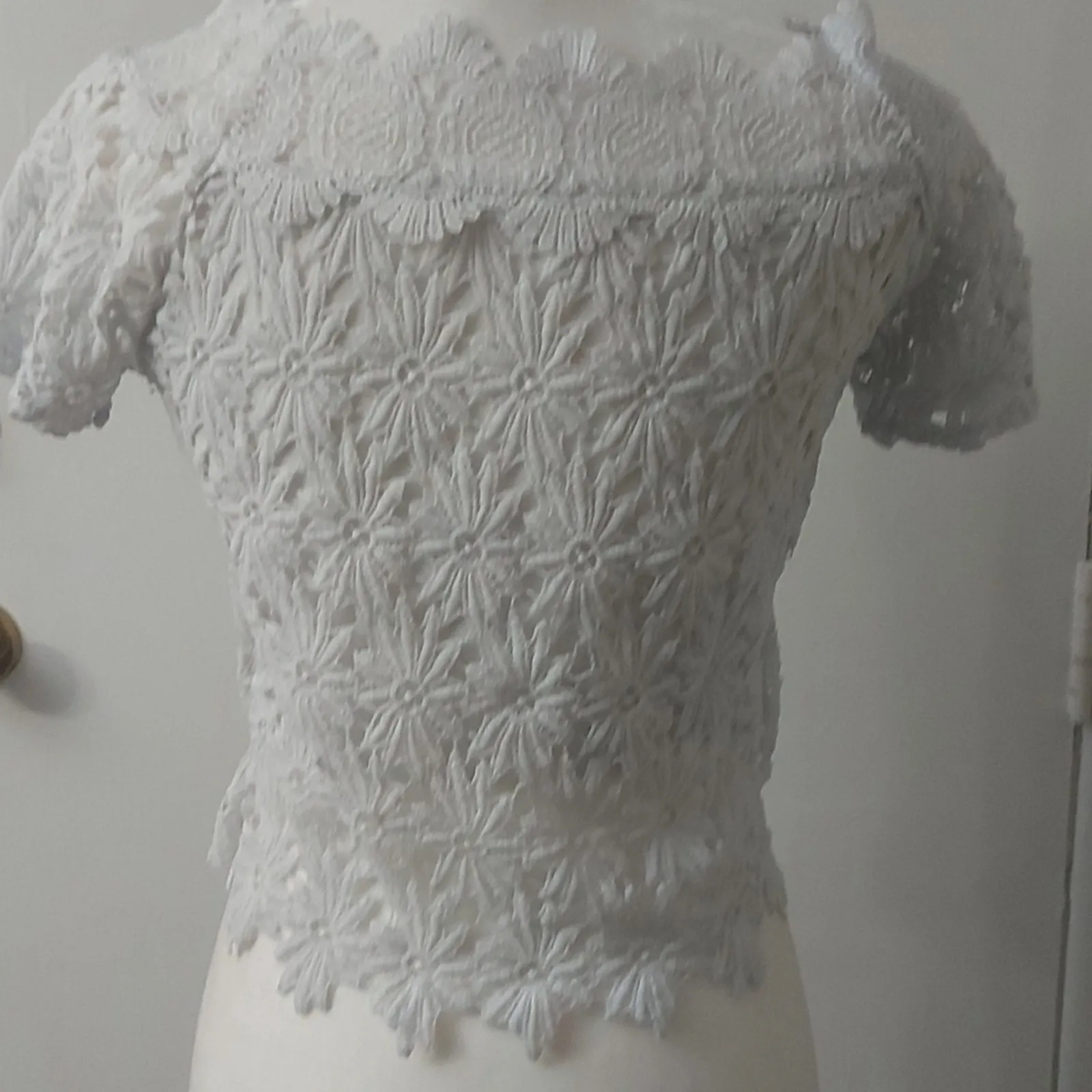 Handmade Vintage White Floral Lace Shirt XS Cottagecore Fairycore Tomatogirl - Image 5