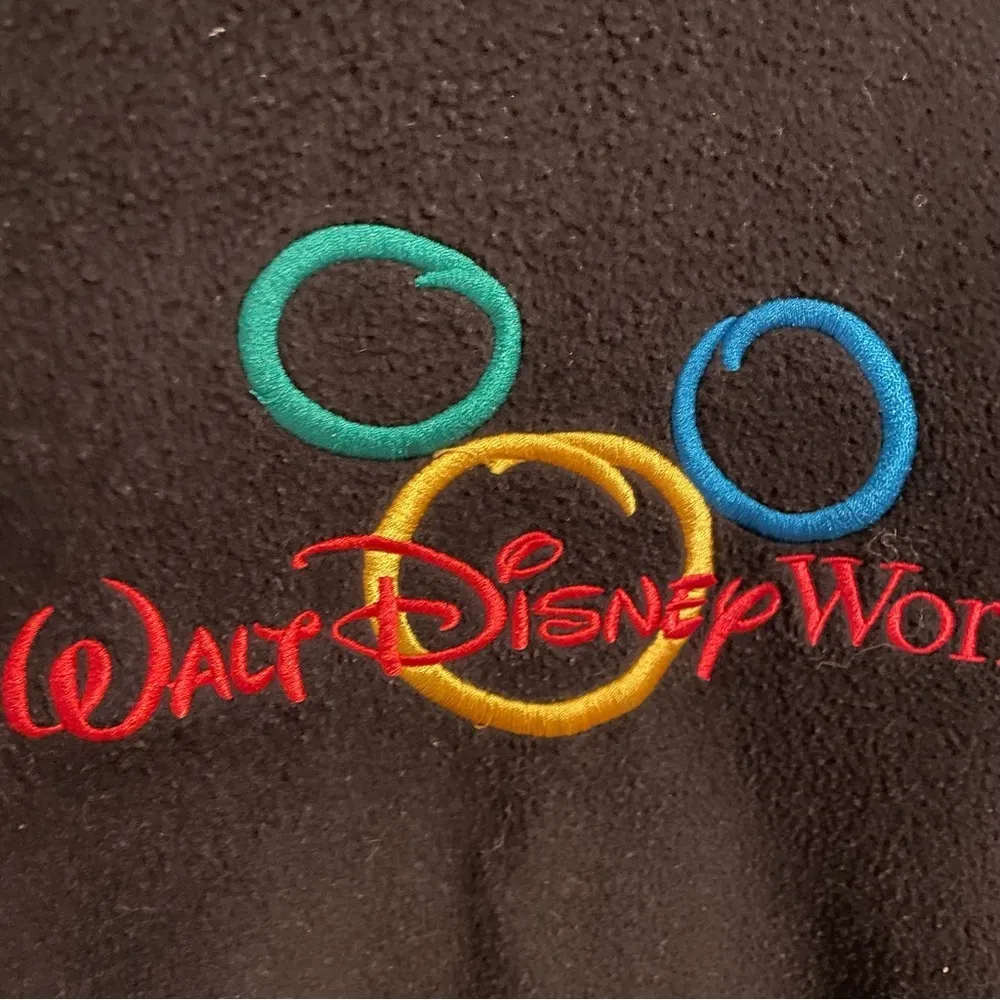 Vintage Walt Disney World Fuzzy Crewneck sweatshirt - Image 4