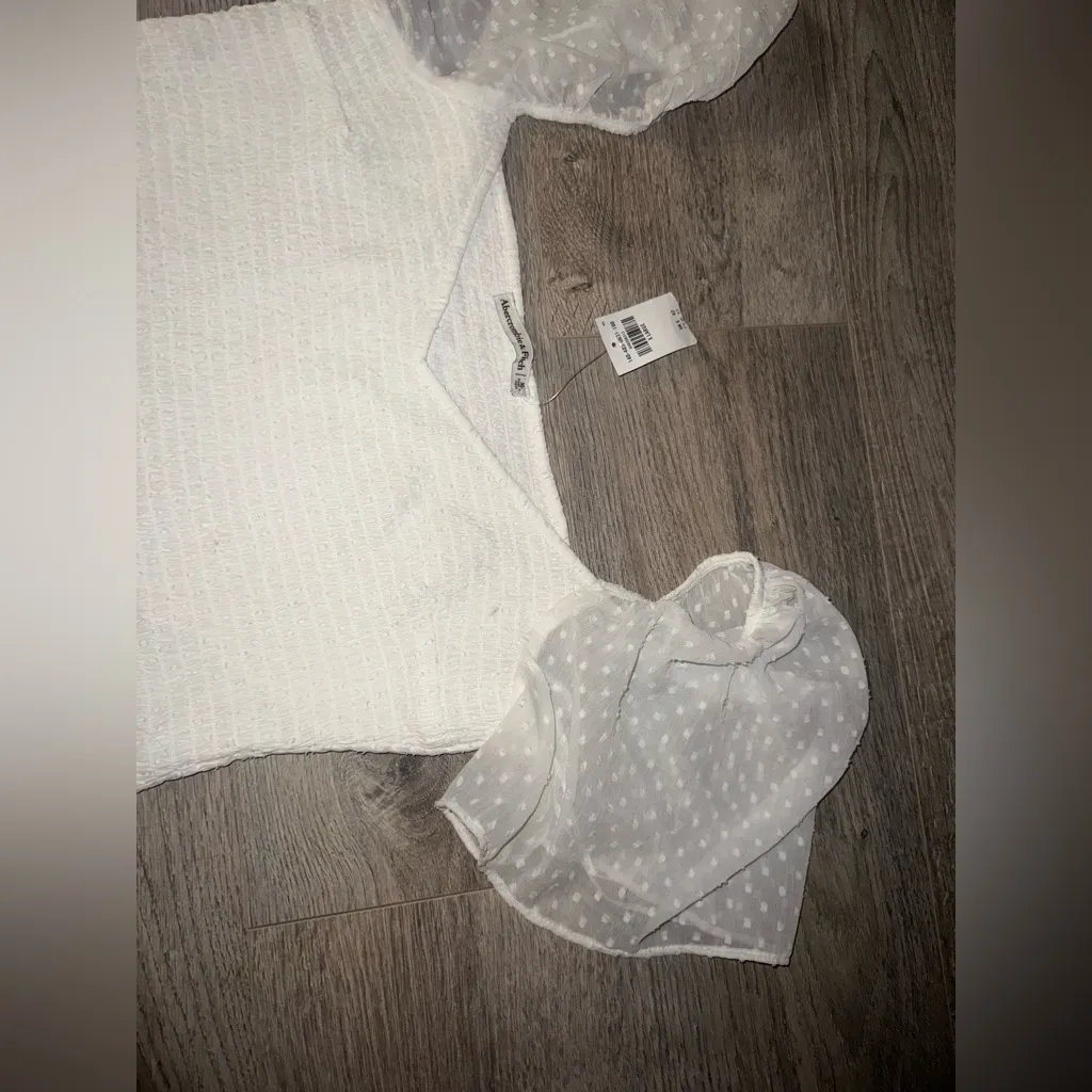 Abercrombie & fitch NWD WOMENS XL Cropped Blouse - moving/downsizing see more - Image 2