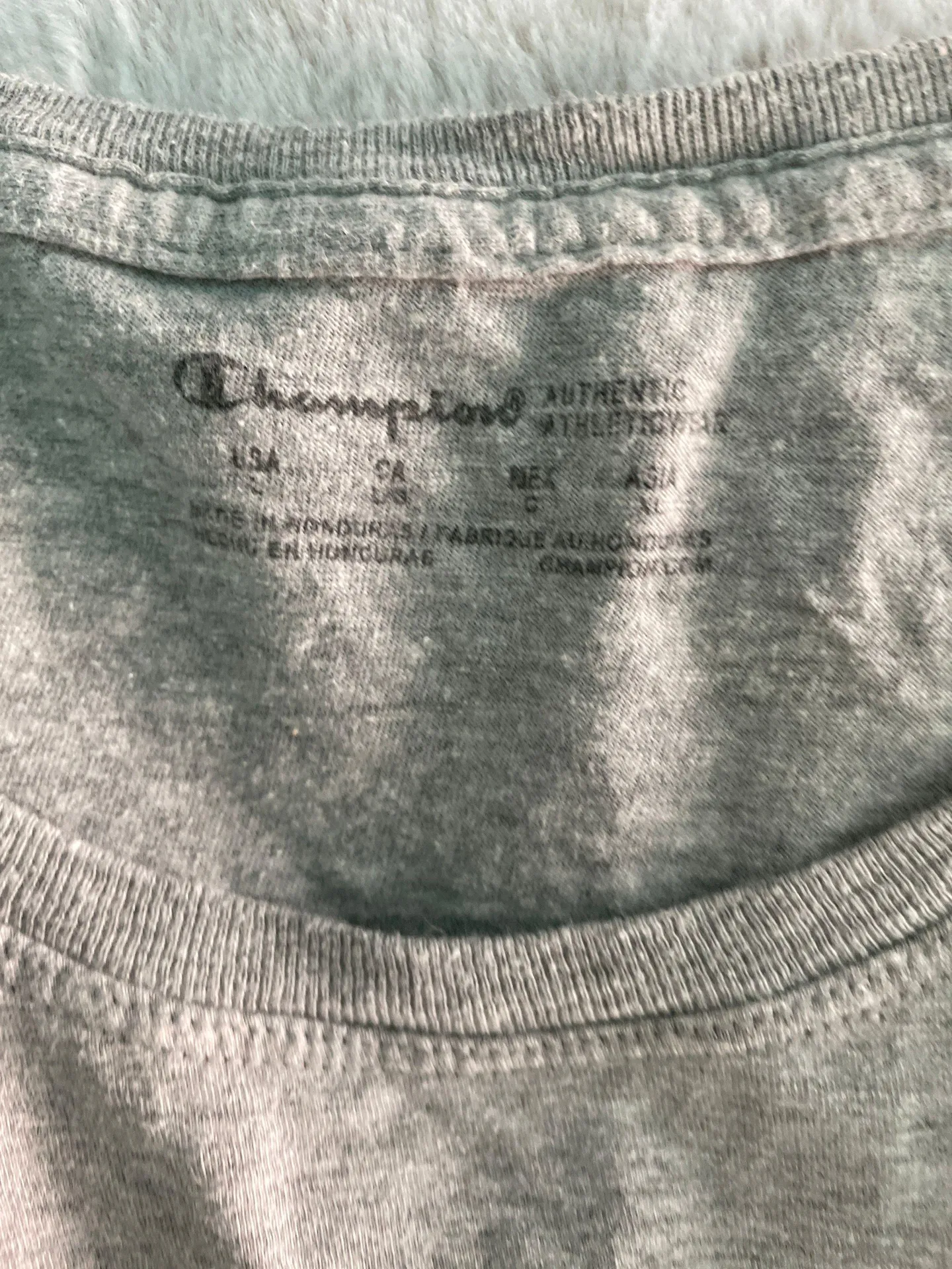 Champion T-shirt - Image 3