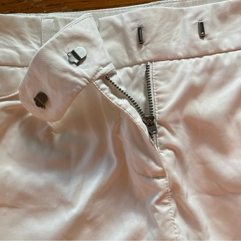Puma Athletic White Golf Shorts Women’s Size 6 Sport Lifestyle - Image 5