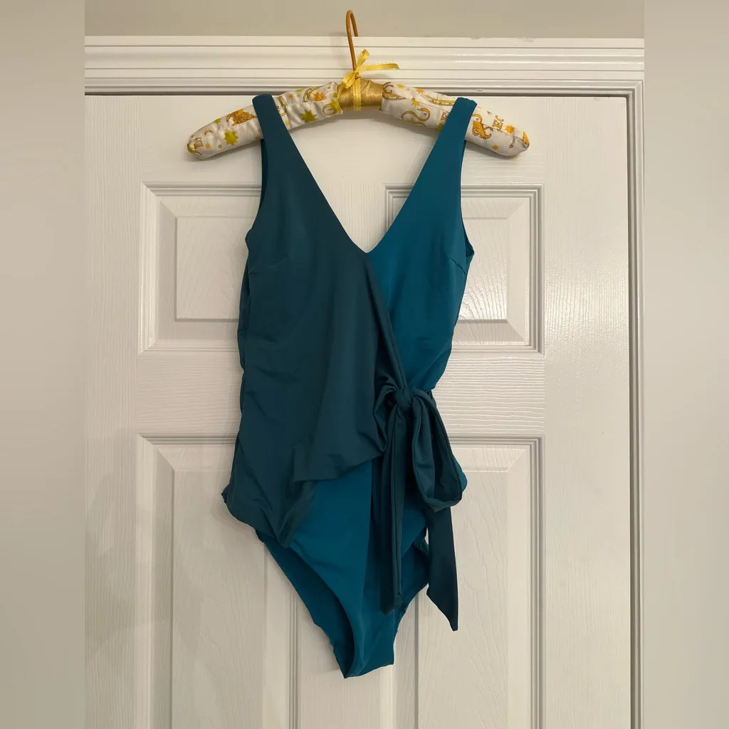 Knix Leakproof Side - Image 3