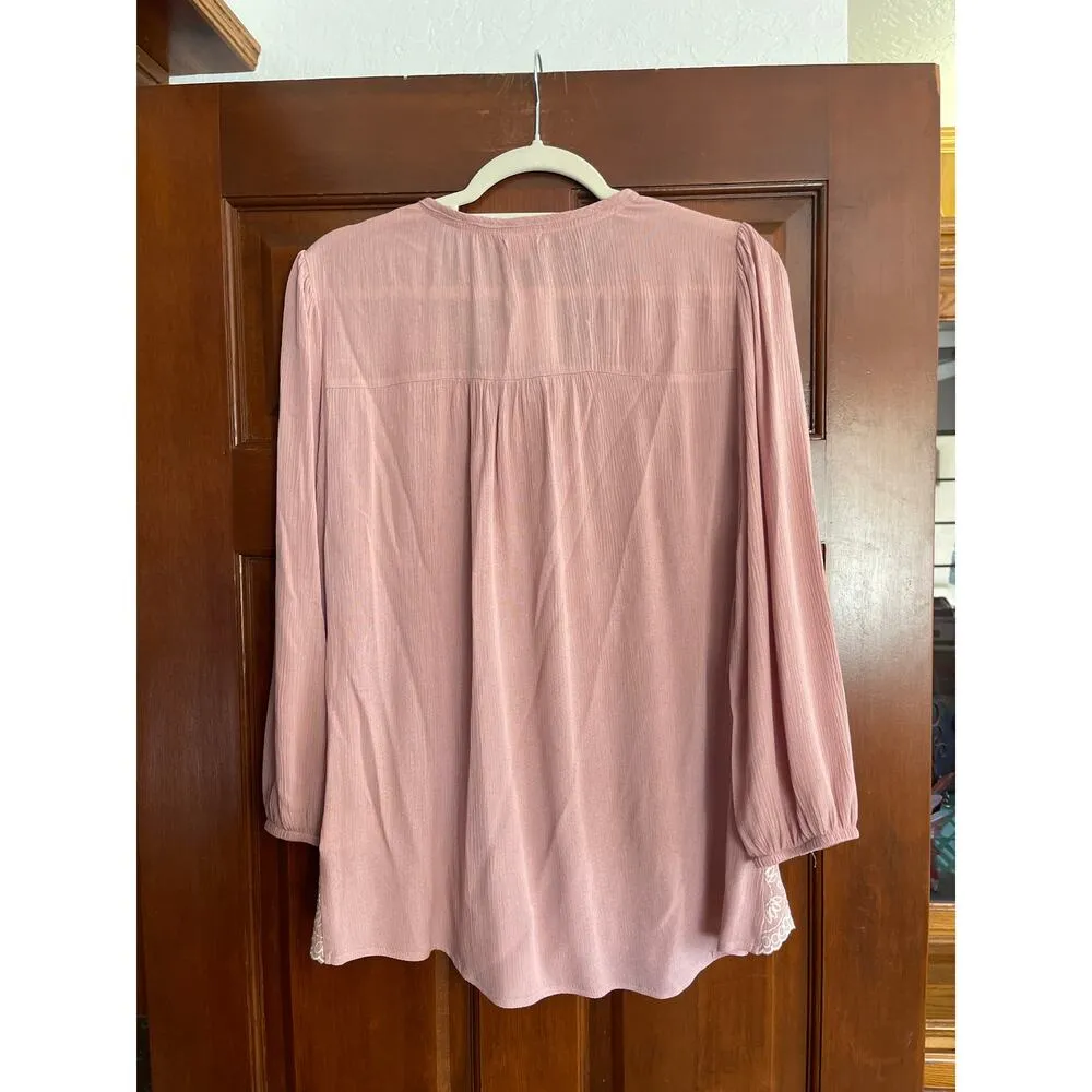 Mason & Belle embroidered Thai front peasant top size small light pink - Image 4