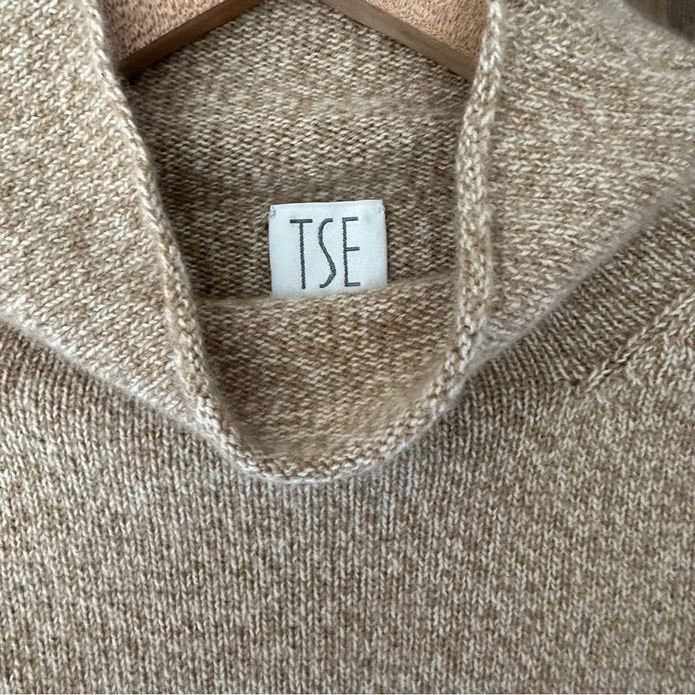 TSE 100% Cashmere Classic Knit Funnel Neck Sweater Tan and White Melange Small - Image 5