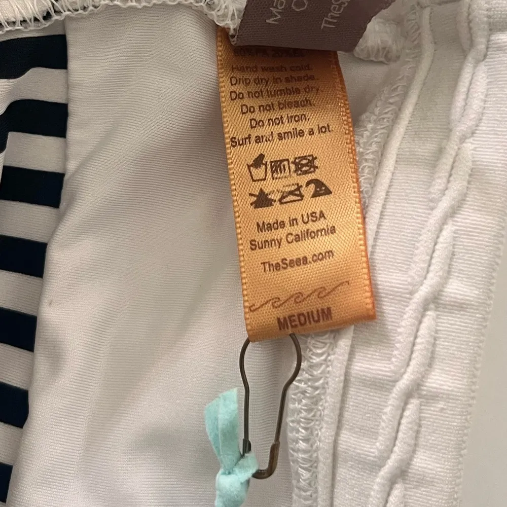 Seea Jalama top black dot medium NWT - Image 4