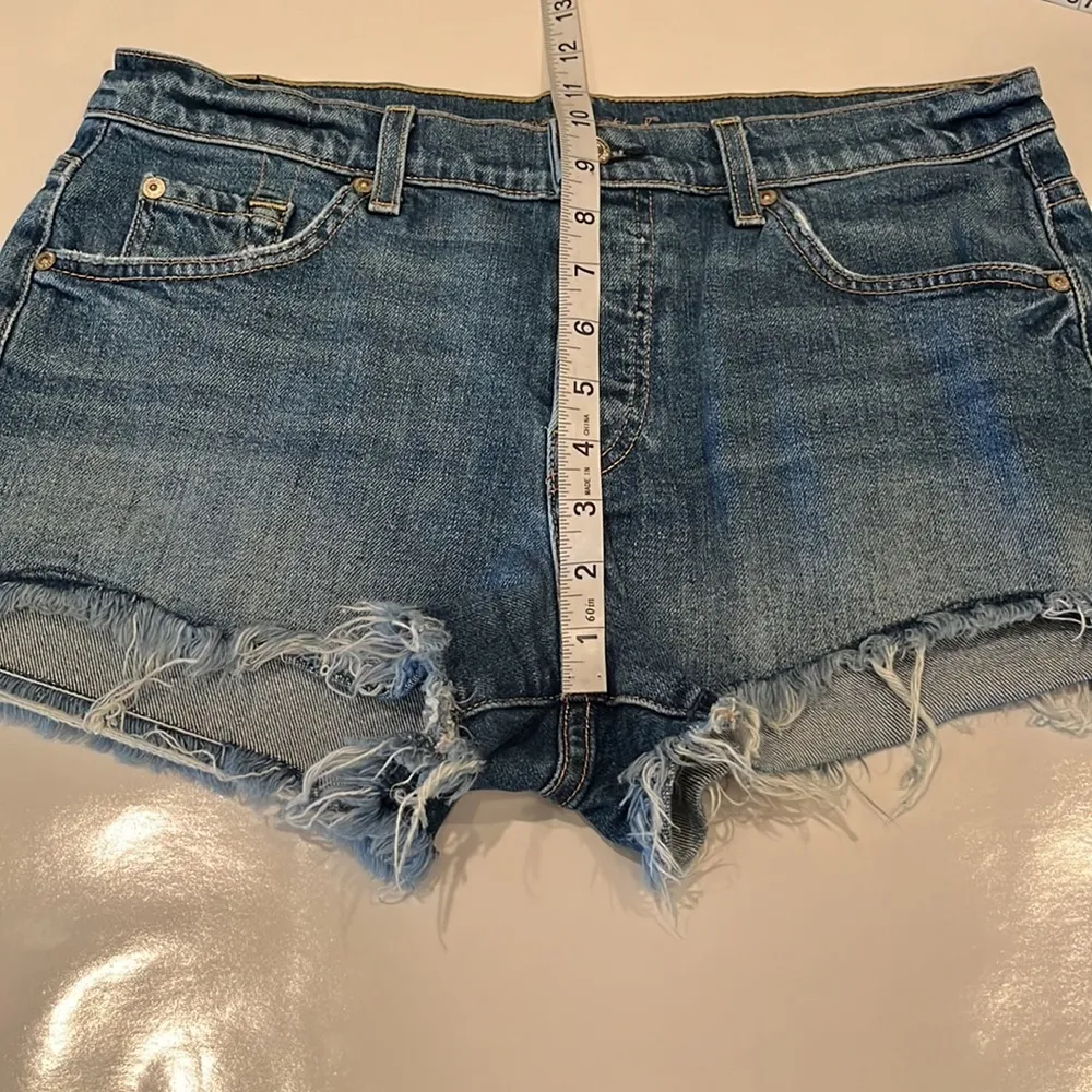 7 For All Mankind Cutoff Shorts Size 28 - Image 6