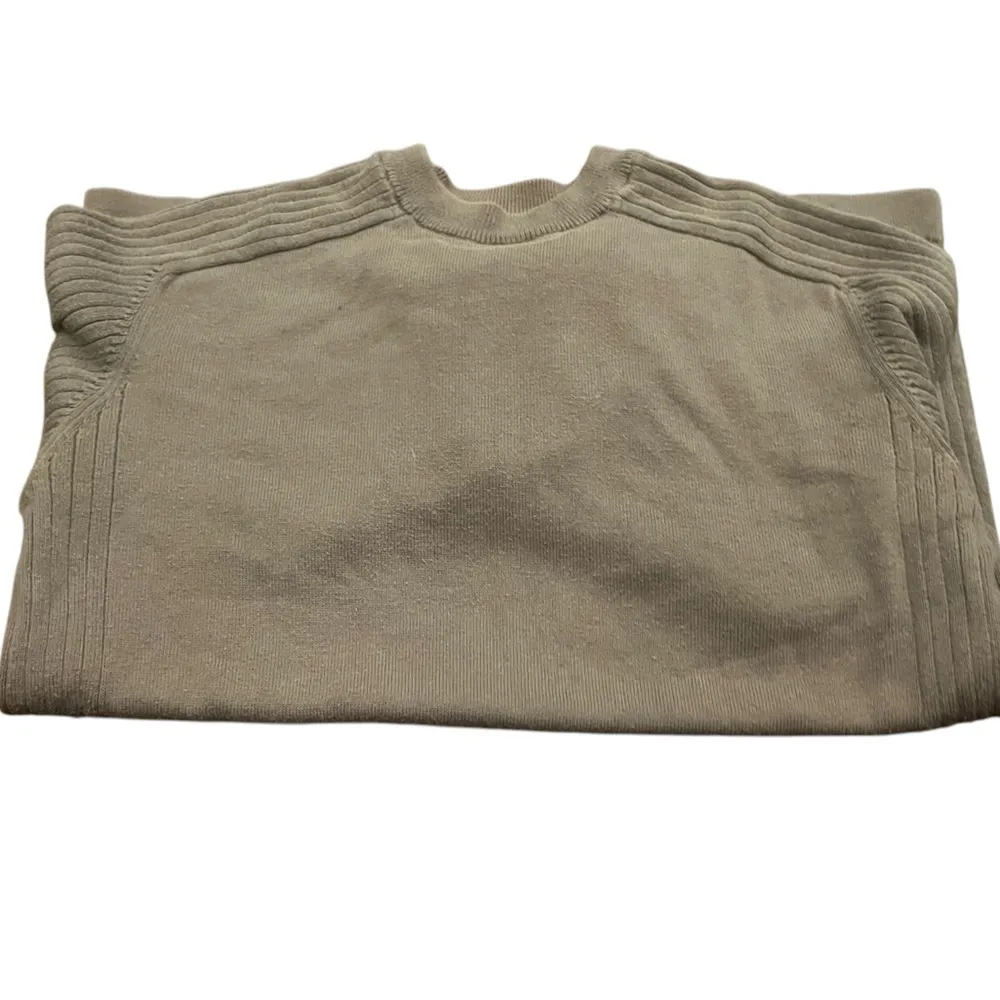 Structure Taupe colored sweater size small - Image 4